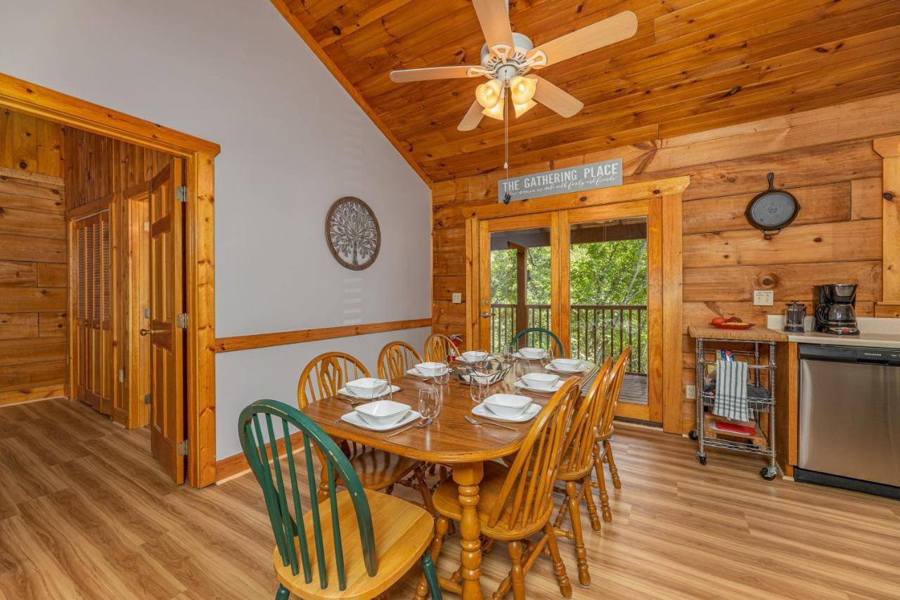 Firefly Hollow Cabin - Smoky Mountains - Soaky Mountain Water Park - Sevierville Convention Center Пиджен Фордж Екстериор снимка