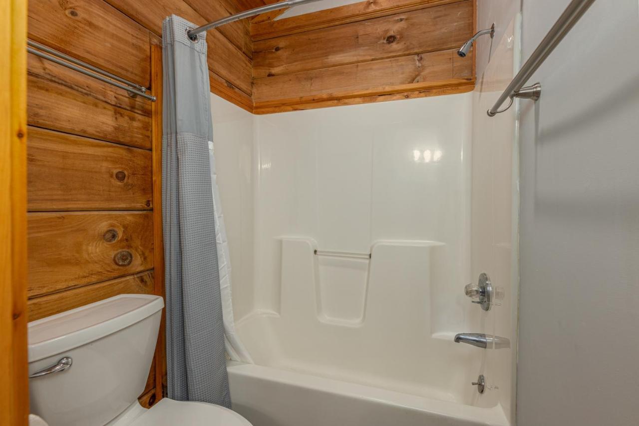 Firefly Hollow Cabin - Smoky Mountains - Soaky Mountain Water Park - Sevierville Convention Center Пиджен Фордж Екстериор снимка