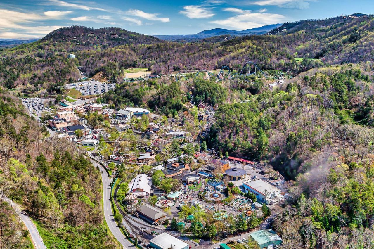 Firefly Hollow Cabin - Smoky Mountains - Soaky Mountain Water Park - Sevierville Convention Center Пиджен Фордж Екстериор снимка